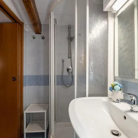 בית נופש Sea View- 5 Minutes From The Garden, Wi-fi, Bbq קוסטה ריי