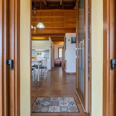 Sea View- 5 Minutes From The Garden, Wi-fi, Bbq