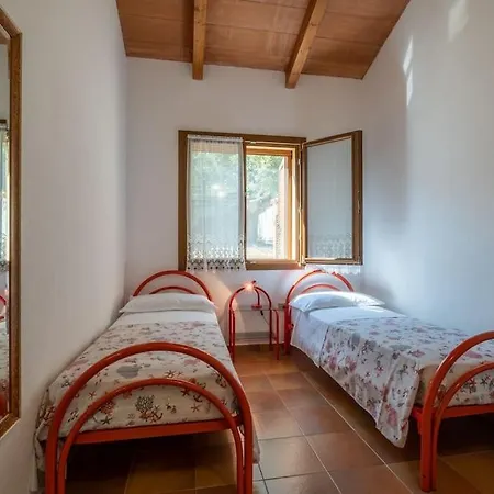 Sea View- 5 Minutes From The Garden, Wi-fi, Bbq Feriehus Costa Rei